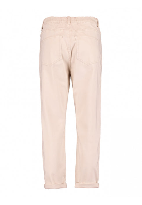 Hailys Modell: Jeans Mirell