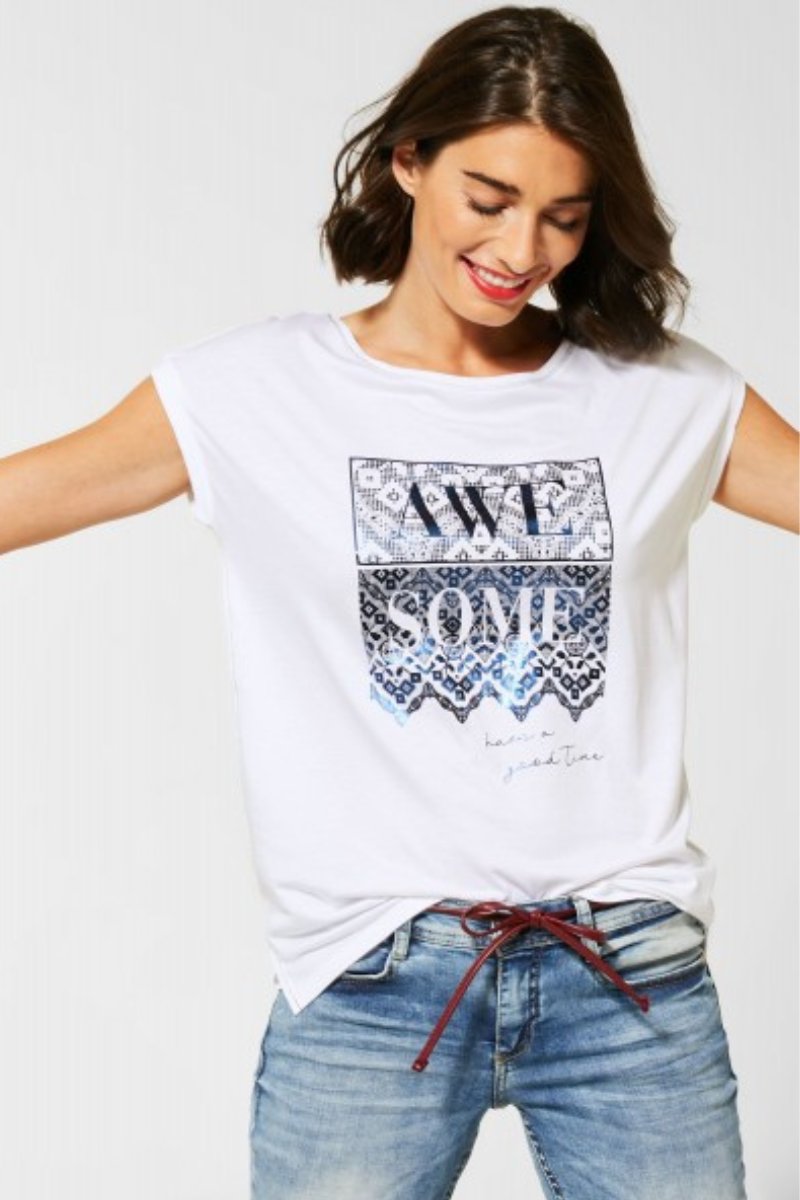 T-shirts & Tops