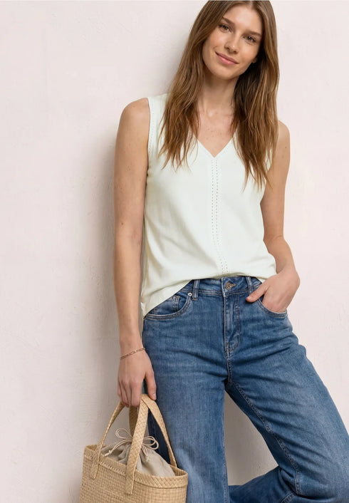 Street One Top mit V-Neck und Crochet-Tape